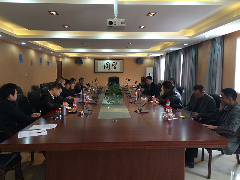 为村民谋福利-修后湾公路20150313.jpg